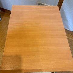 木製3段キャビネットの画像