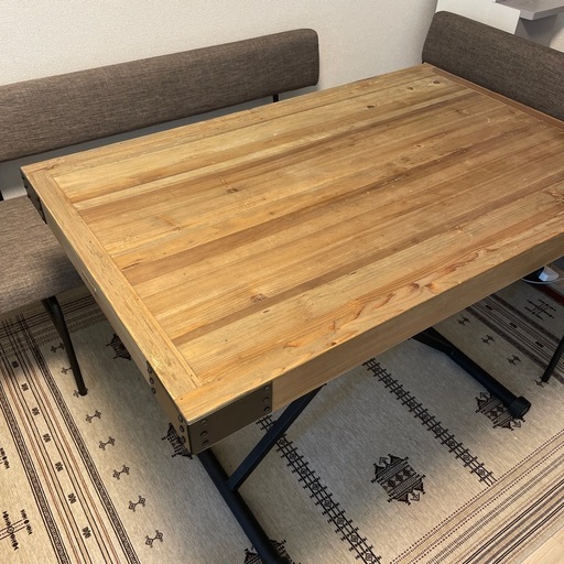 昇降式　ダイニンテーブル　【55,000円相当】