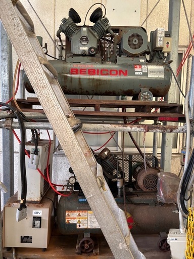 コンプレッサー