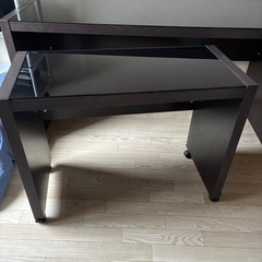 天板ガラス面デスク、可動式サイドテーブルセットの画像