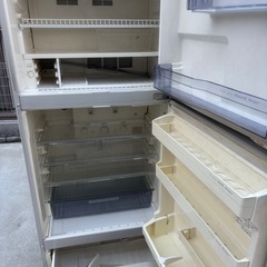 大型冷蔵庫！動作品の画像