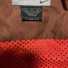 NIKEフードジャケットの画像