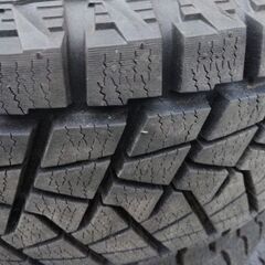 《2シーズン使用》ブリジストン DM-Z3 スタッドレス 225/70R15 4本  ジムニーシエラの画像