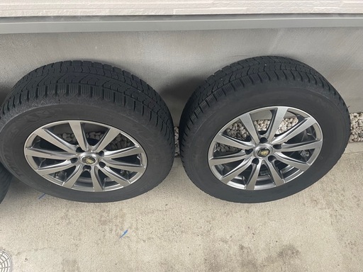 受け渡し者　決定しました。　スタッドレス　2023製造215 60R 16 エスティマ　