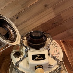 アラジンストーブ　ホワイトの画像