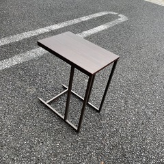 サイドテーブルの画像
