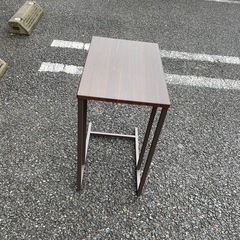 サイドテーブルの画像