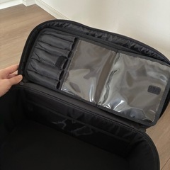 お取引中)無印良品　ナイロンメイクボックス　Lの画像