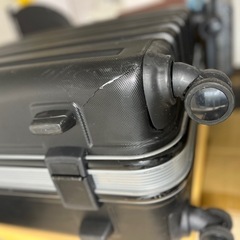 スーツケースの画像