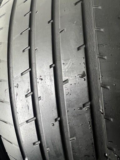 トーヨータイヤ225/55 R19タイヤ2本セット
