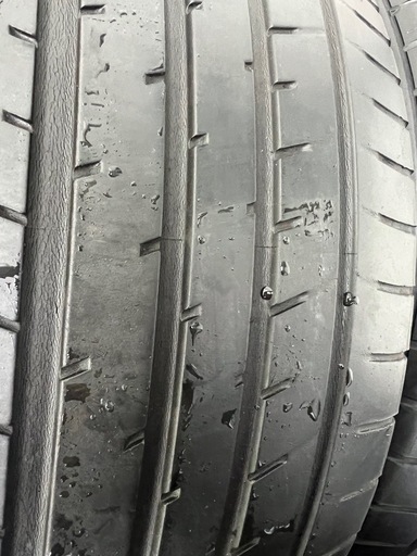 トーヨータイヤ225/55 R19タイヤ2本セット
