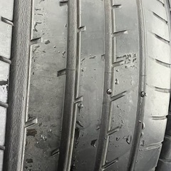 トーヨータイヤ225/55 R19タイヤ3本セットの画像