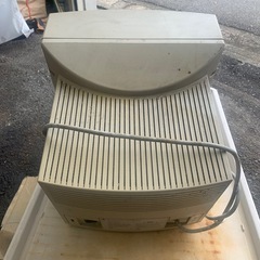 もらってくれる人１００円あげます。
マック　モニター　の画像