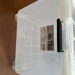 キャスター付き収納ケースの画像