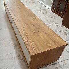 リユースのサカイ栃木店★ジモティ割あり★  TV台 ライトブラウン木目 W180×D43×H30.5 クリーニング済み TC11304の画像