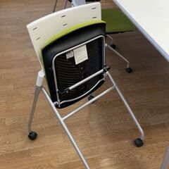 コクヨ応接机、ITOKI椅子セット、状態良いの画像