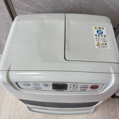 石油ヒーター の画像