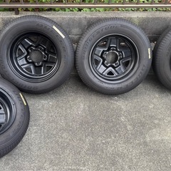 jb64 タイヤ付きスチールホイール4本の画像