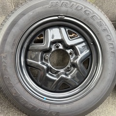 jb64 タイヤ付きスチールホイール4本の画像