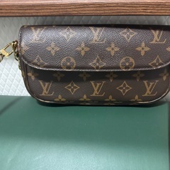 louis vuitton bagの画像