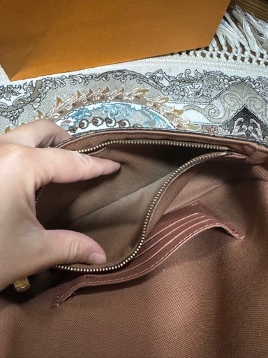 louis vuitton bag
