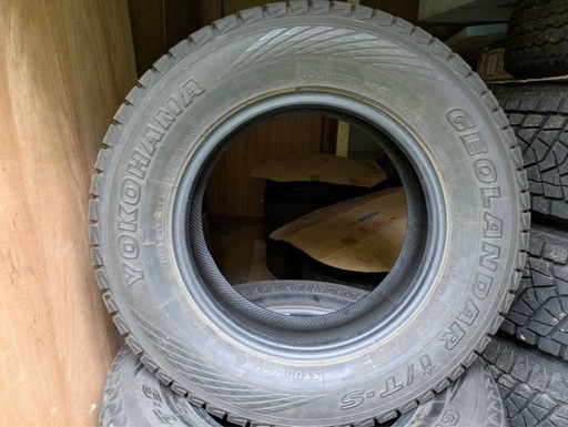 ヨコハマ ジオランダー スタッドレス 215/70R15 4本