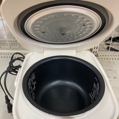 アイリスオーヤマ　マイコンジャー炊飯器の画像