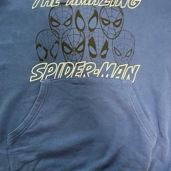 ユニクロ☆スパイダーマン60周年アメイジングイヤ－ズスエットプルパ－カーＭサイズの画像