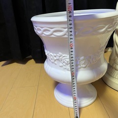 ロココ 植木鉢 傘立て 小物入れ インテリア 姫系 花台 陶器 白家具　の画像