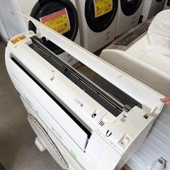 【超美品‼️】定価13万♪ 日立 2022年製 6畳用エアコン ステンレスクリーン白くまくん フィルター自動お掃除 凍結洗浄 スマホ遠隔操作 100V/2.2kwの画像