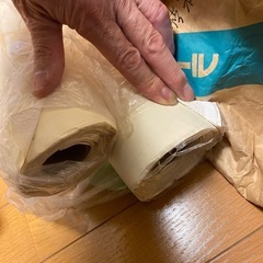 お引き渡し決まりました！壁紙クロス　半端品　無料　　金沢市野町　直接引き取りの画像
