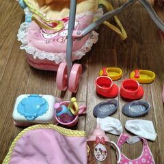 ソランちゃん、リカちゃん、ベビーカー、ハンドメイドの抱っこひも、ベビーベットその他セットの画像