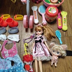 ソランちゃん、リカちゃん、ベビーカー、ハンドメイドの抱っこひも、ベビーベットその他セットの画像