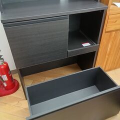 ★リユースのサカイつくば店★TK7018 アイリスオーヤマ 食器棚 ブラック H176×D41×W79 クリーニング済みの画像