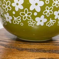 Pyrex クレイジーデイジー柄　2個セットの画像