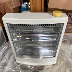 山善　電気ストーブSDS-805805の画像