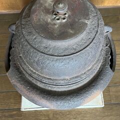 古道具・茶道具の風炉と釜・アンティークの画像