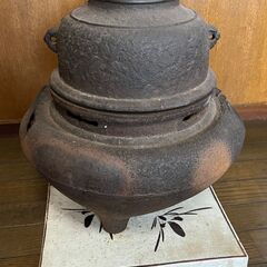 古道具・茶道具の風炉と釜・アンティークの画像