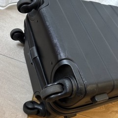 無料　無印良品キャリーケース黒　一部破損の画像