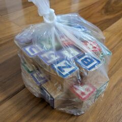 木製アルファベットブロックの画像