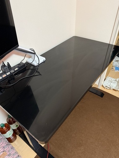 電動昇降タイプの机とモニターほぼ新品つき付き