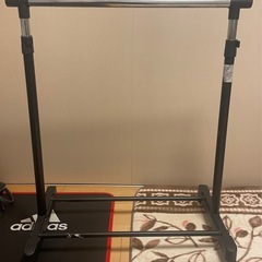 ハンガーラックの画像