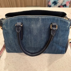 COACH デニムショルダーバッグの画像