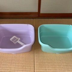商談中　
猫用トイレ２個セット(普通サイズ)の画像