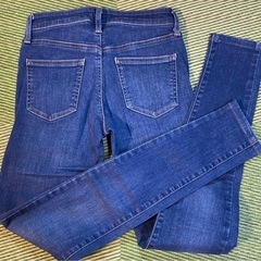 おまとめ　ジーパン3点　黒パンツ1点　の画像