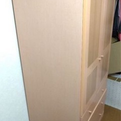 クローゼット薄いピンクの画像