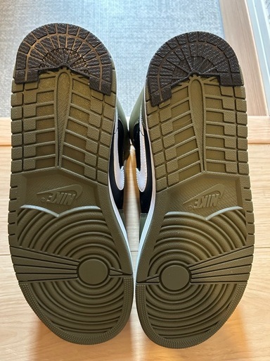 【新品未使用品】NIKE JORDAN 1 MID
