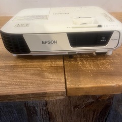EPSONプロジェクターの画像