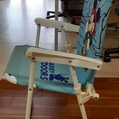 ミッキーマウスの折りたたみ椅子　T-384の画像