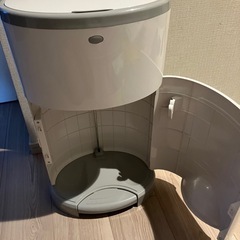 日本育児　オムツポットの画像